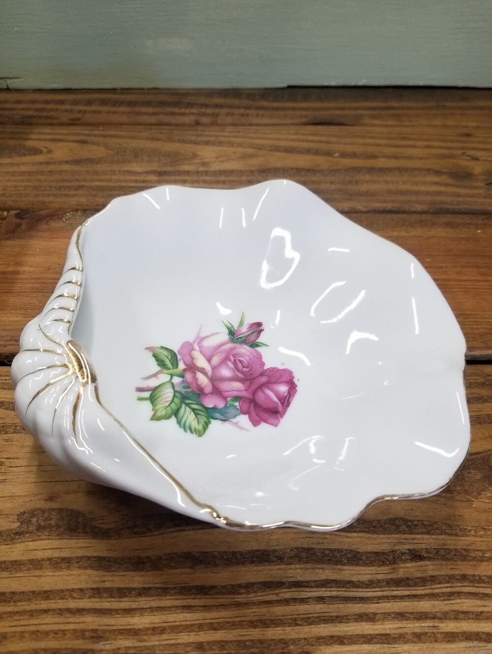 Vintage Shell Soap Dish Ceramic Rose Trinket Gold Trim Made in Japan
